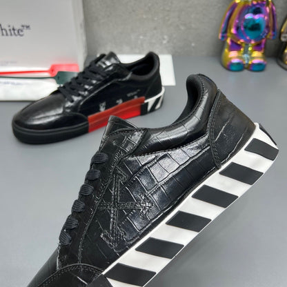 OFF-Whlte Arrow leather sneakers#36